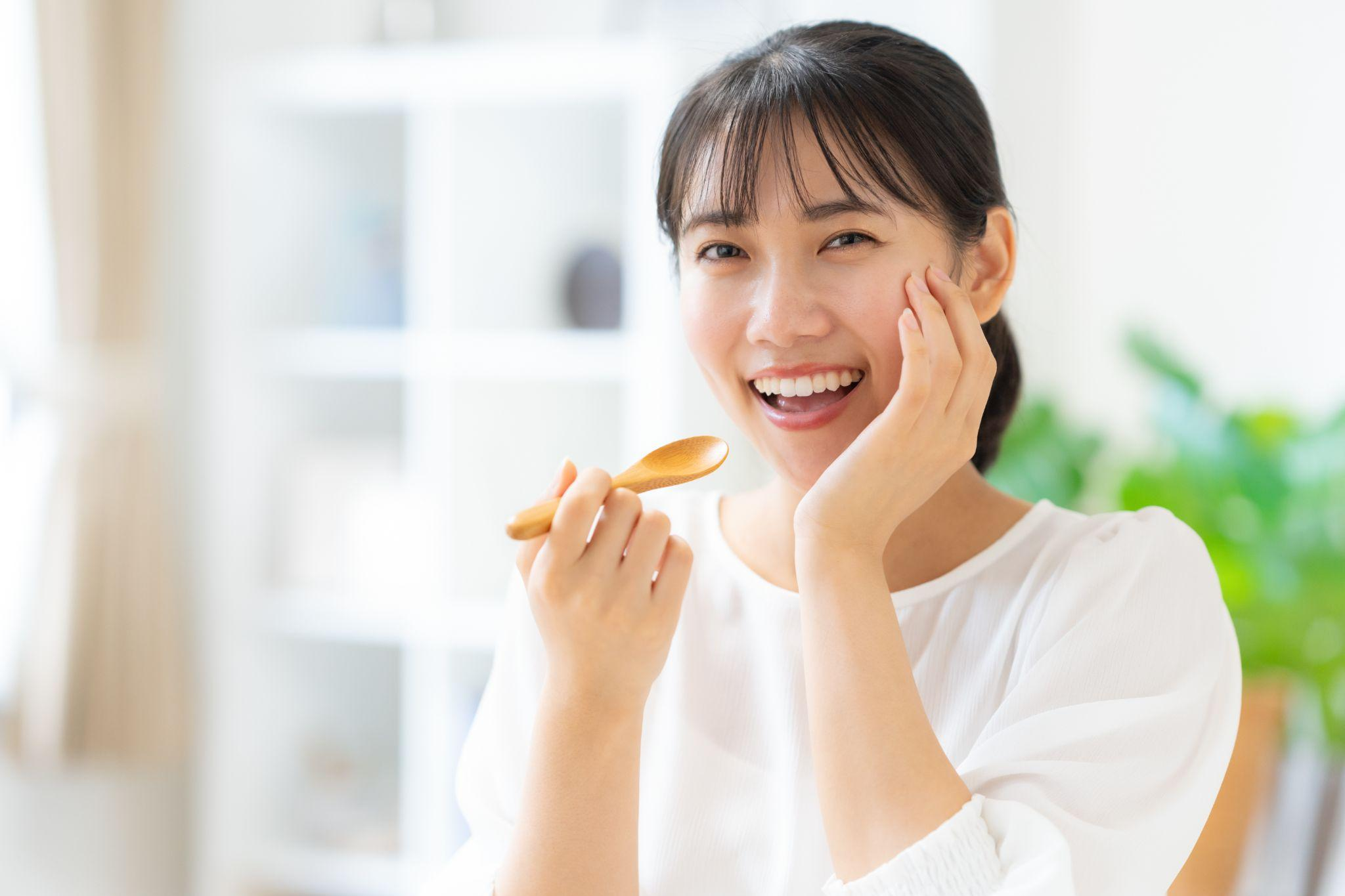 アンチエイジングに効果的な食事とは？摂りたい栄養素や注目ポイント